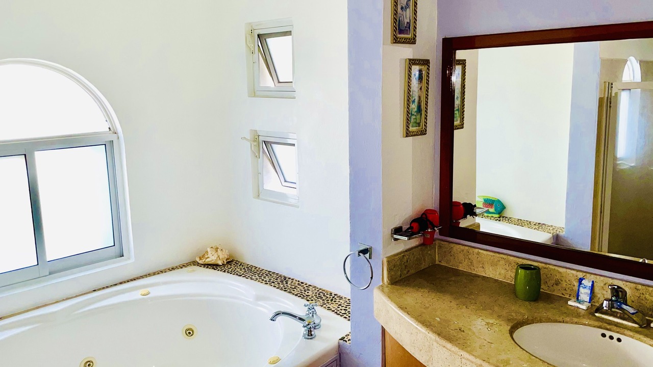 Photo of Bathroom in Playacar