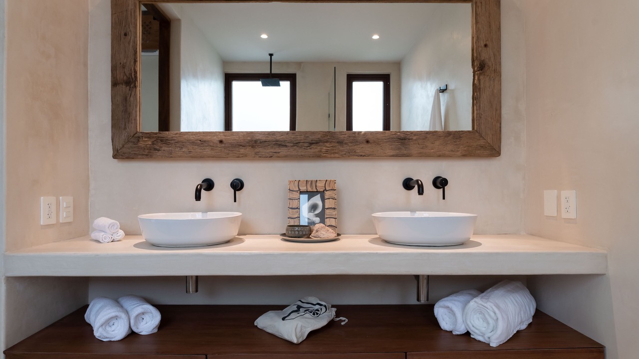 Photo of Bathroom in Zama
