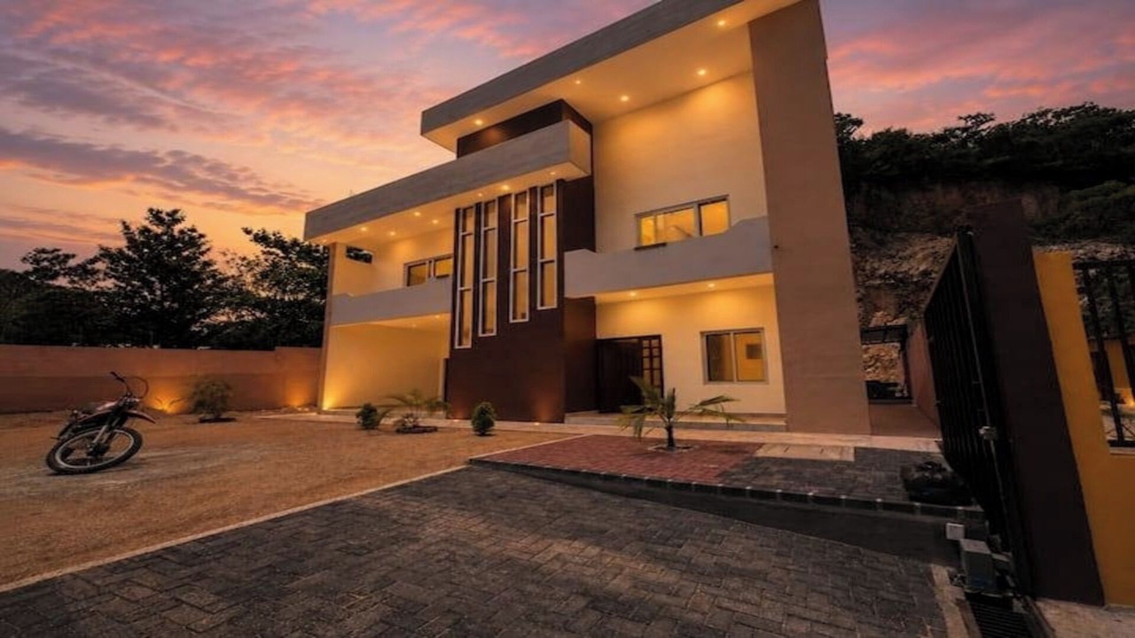 Photo of Outdoor in Flores