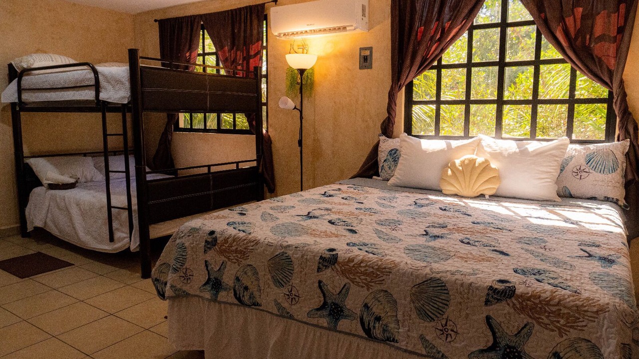 Photo of Bedroom in Rio Lagartos