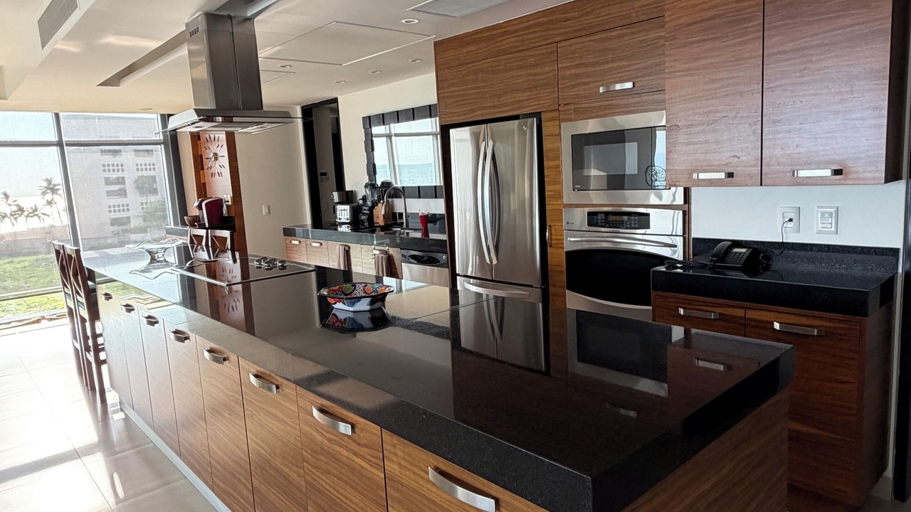 Photo of Kitchen in Isla Iguana