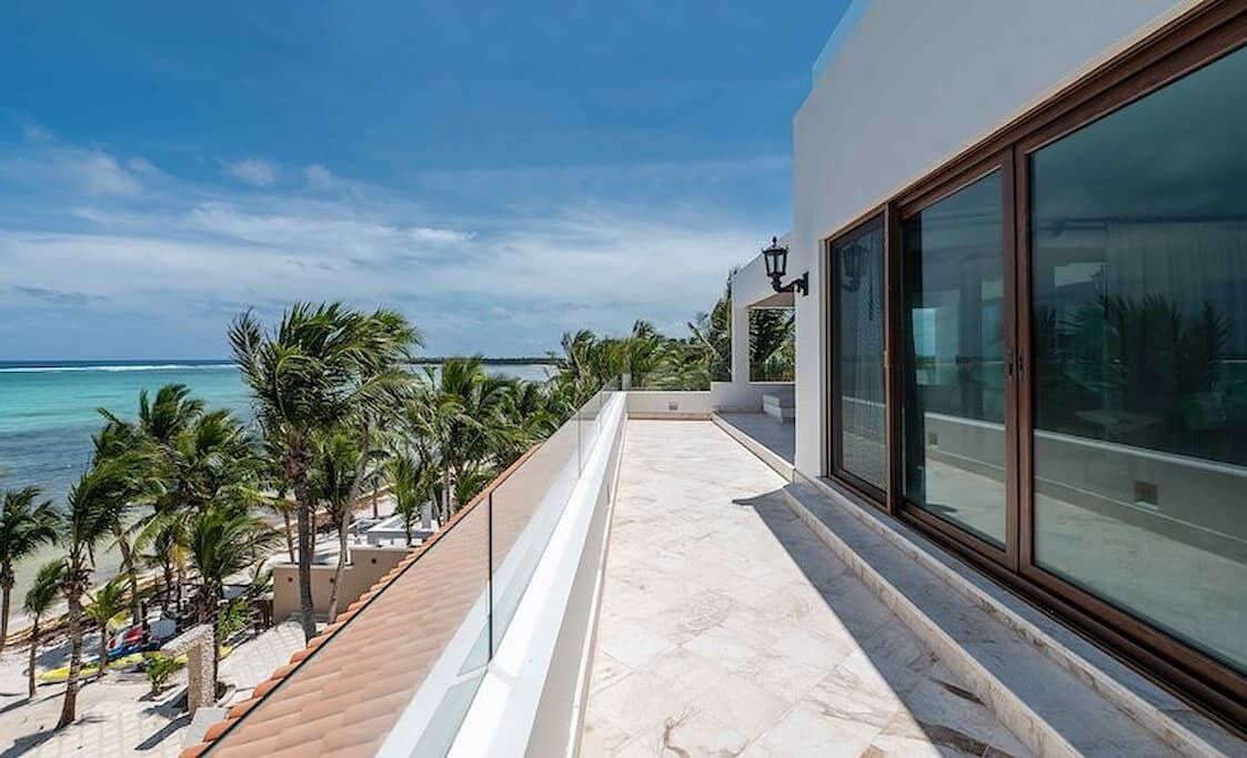 Photo of Patio Balcony in Soliman Bay