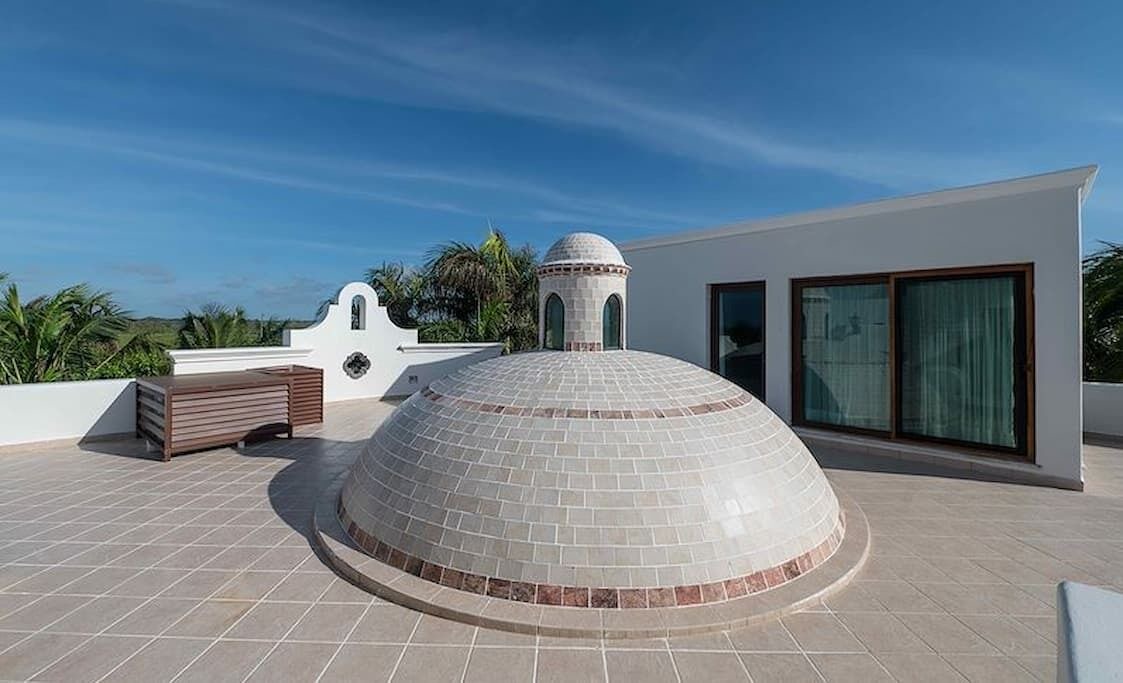 Photo of Patio Balcony in Soliman Bay