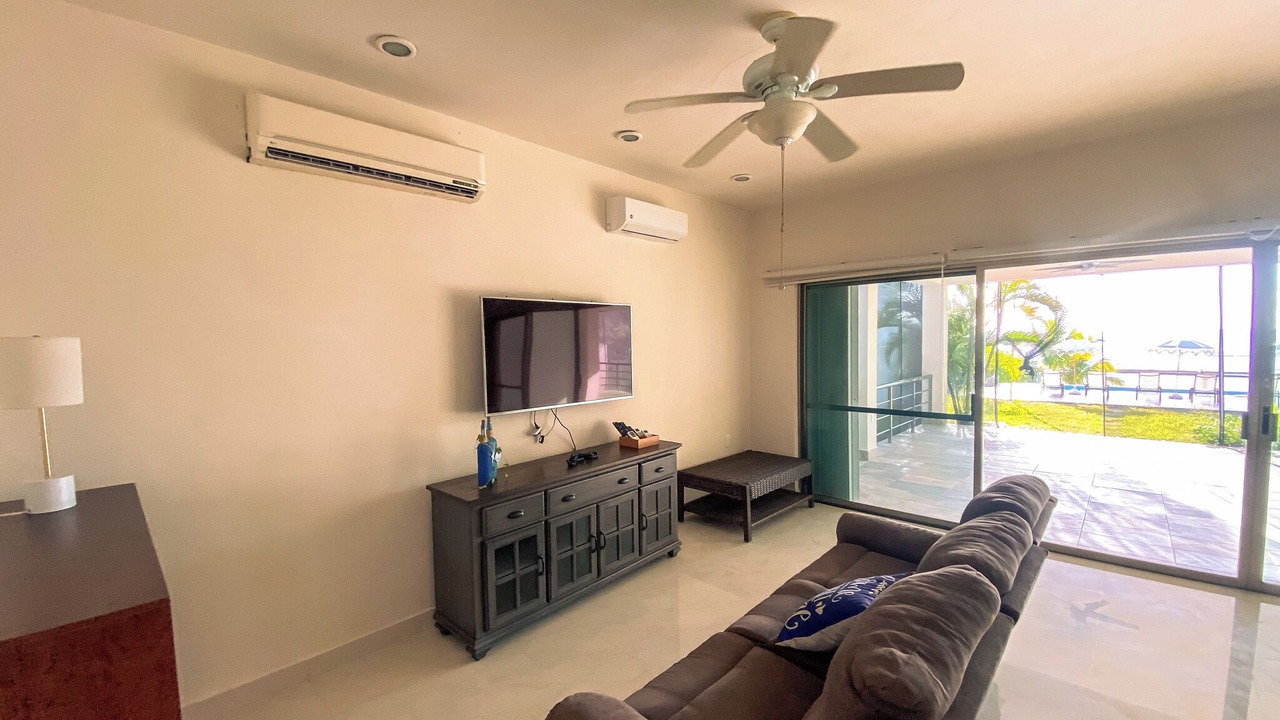 Photo of Livingroom in Costa Maya