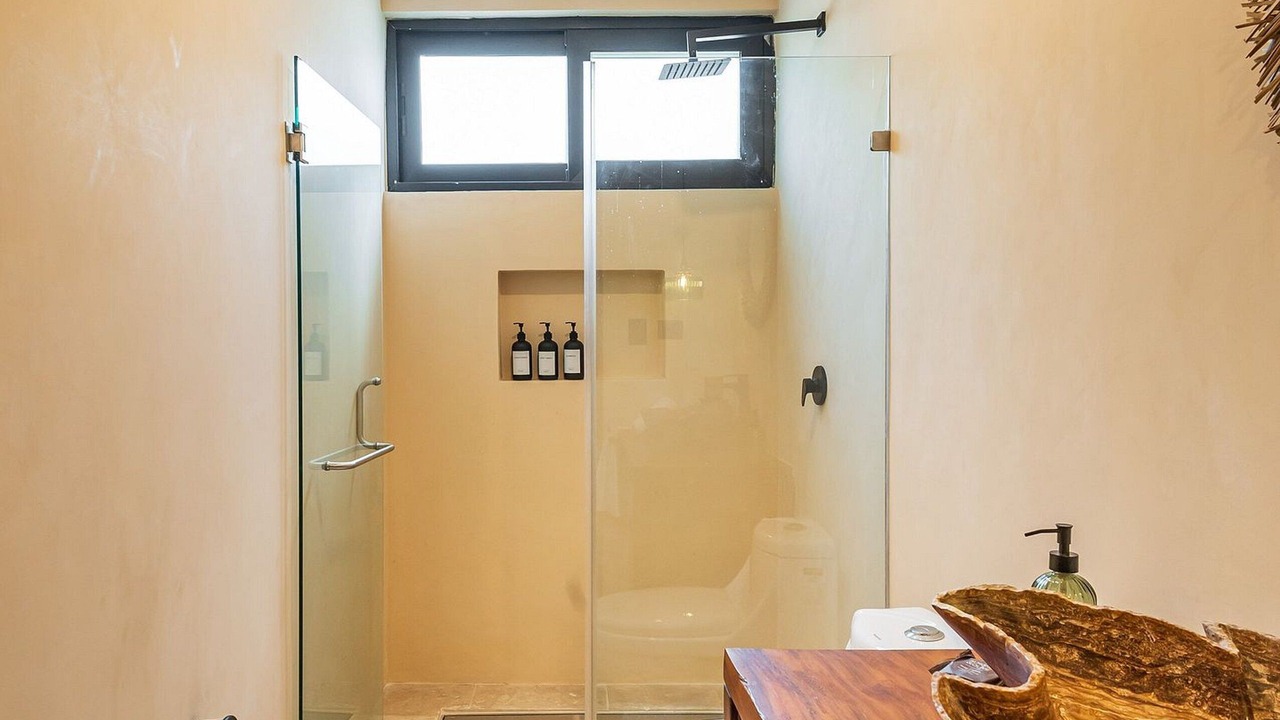Photo of Bathroom in Zama