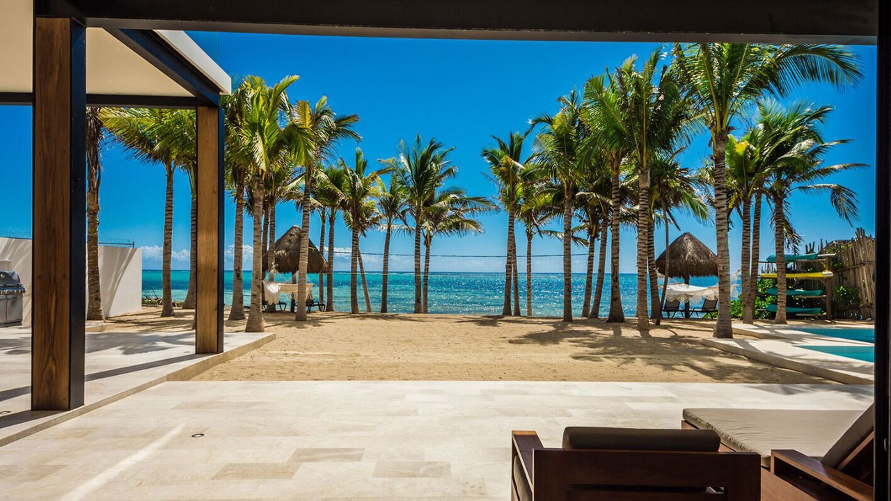 Photo of Patio Balcony in Soliman Bay