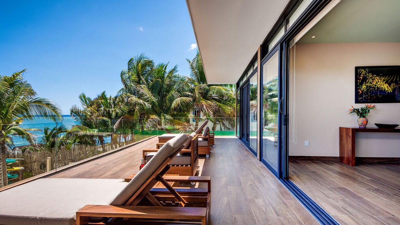 Photo of Patio Balcony in Soliman Bay