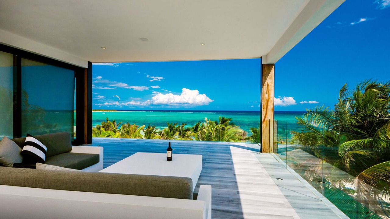 Photo of Patio Balcony in Soliman Bay