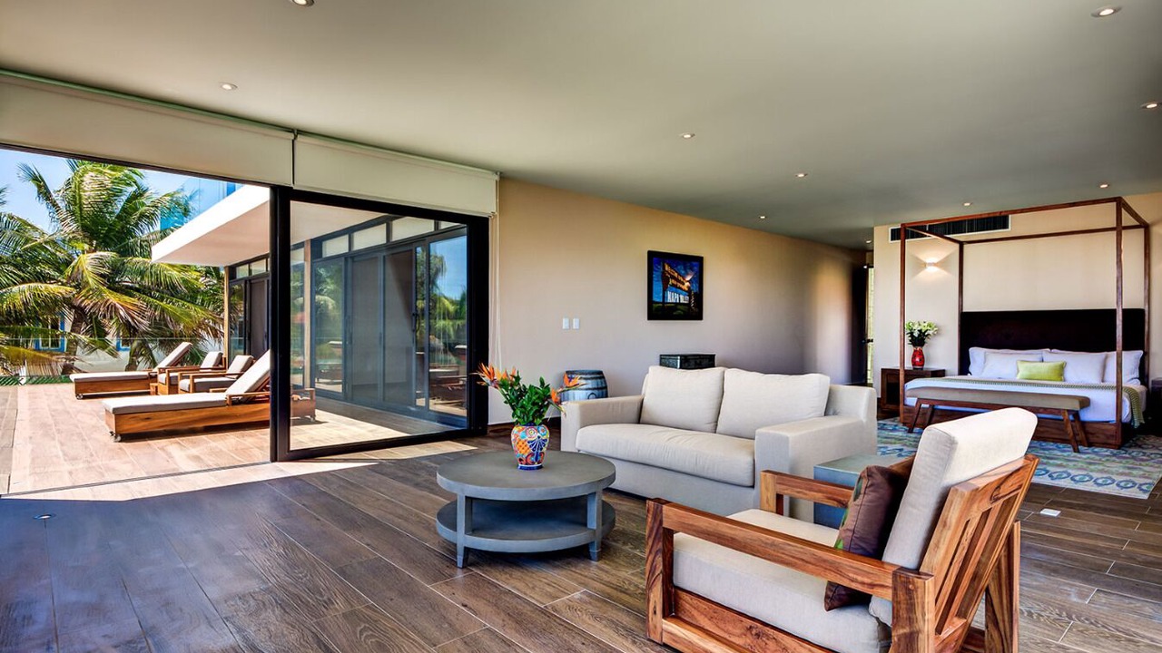 Photo of Patio Balcony in Soliman Bay