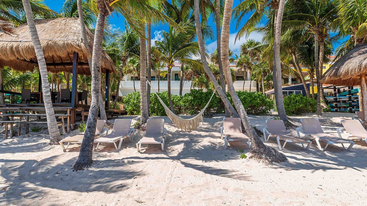 Photo of Patio Balcony in Soliman Bay