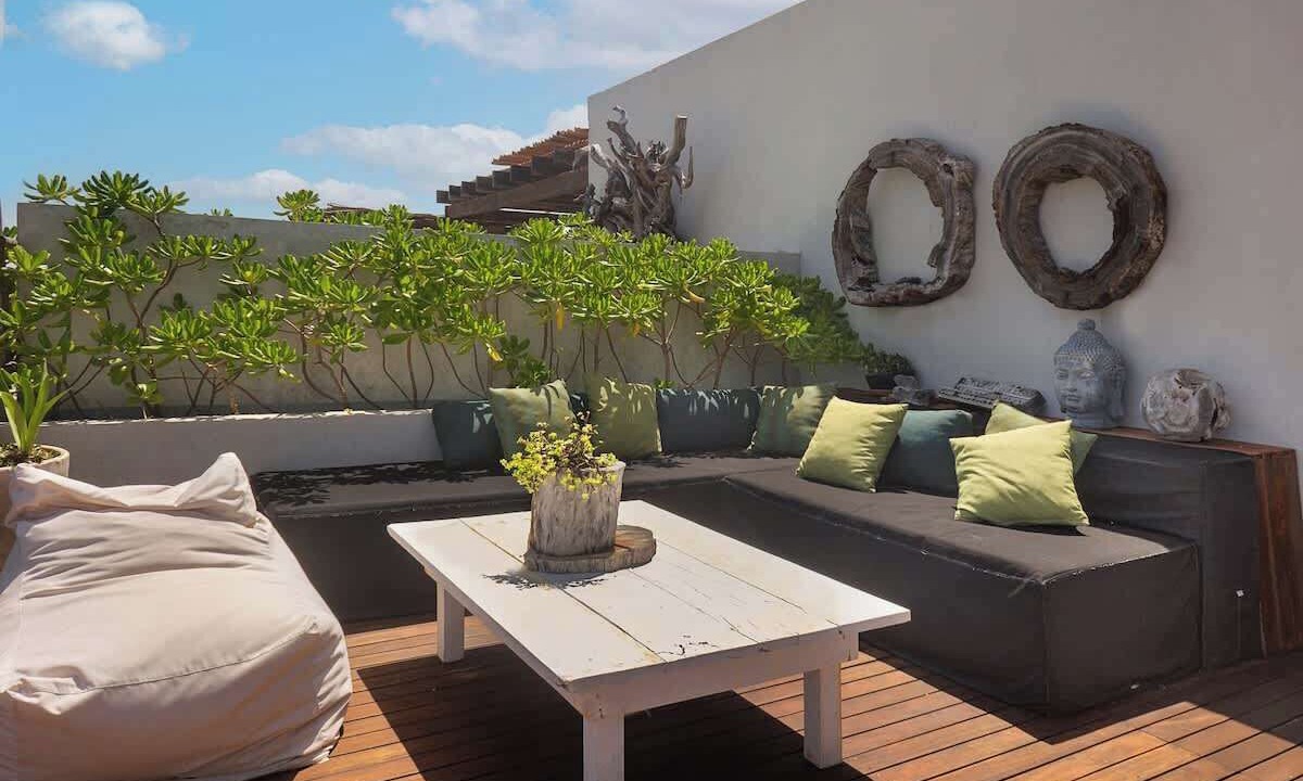 Photo of Patio Balcony in Soliman Bay
