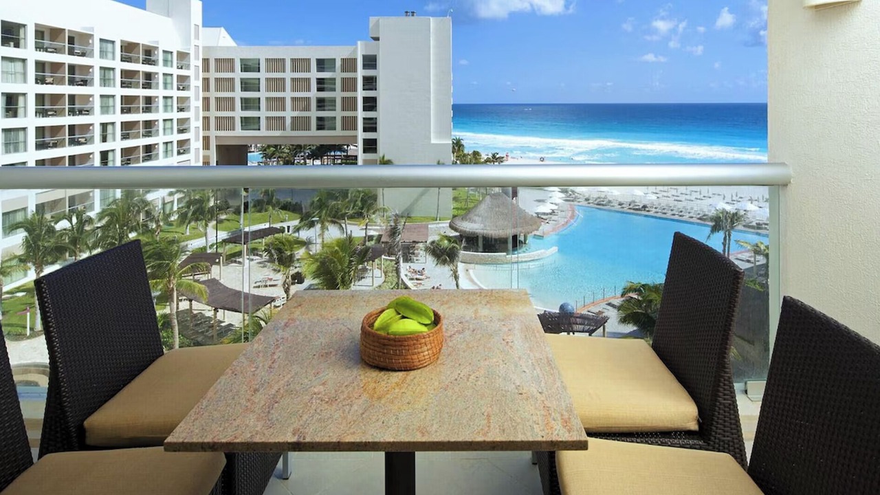Photo of Patio Balcony in La Isla