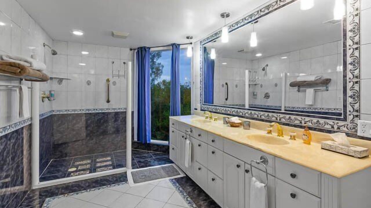 Photo of Bathroom in Costa Maya