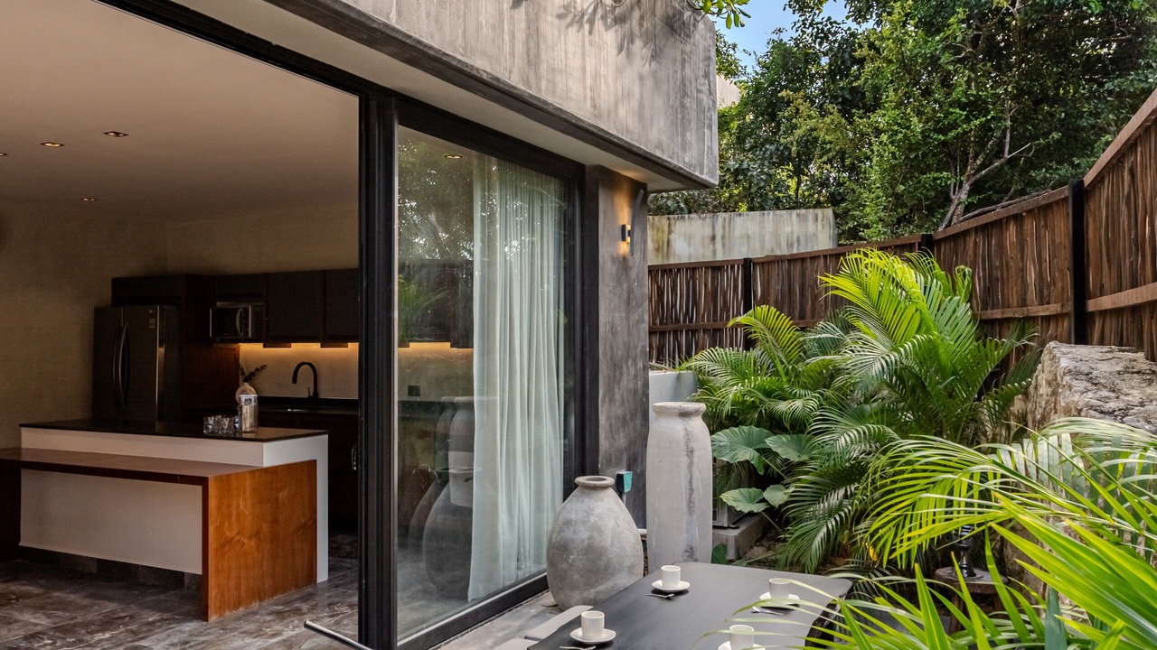 Photo of Patio Balcony in Playa Paraiso