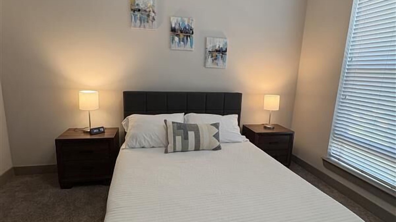 Photo of Bedroom in 12th Street