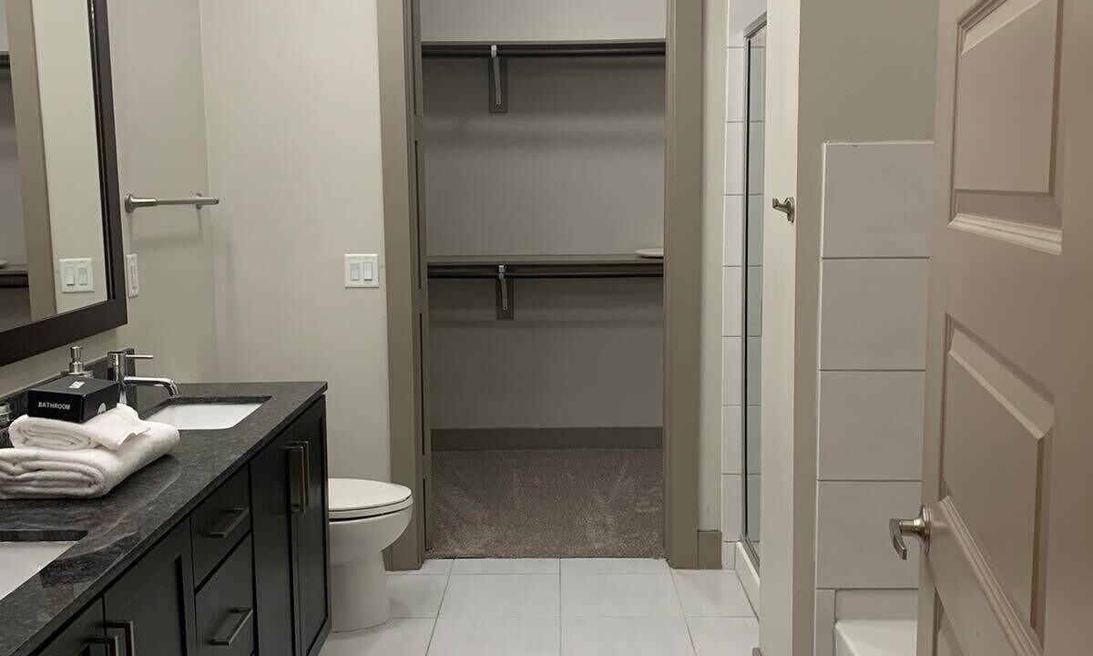 Photo of Bathroom in 12th Street