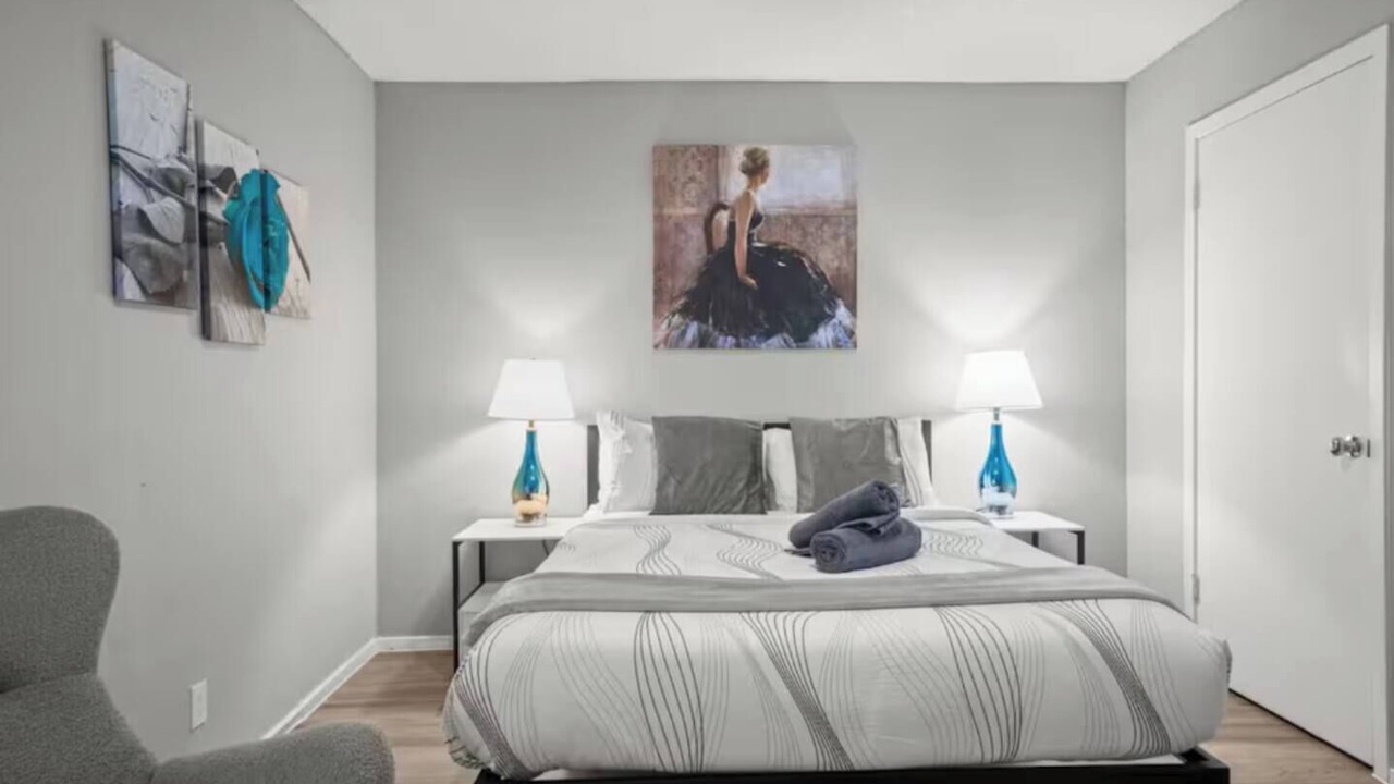 Photo of Bedroom in North University