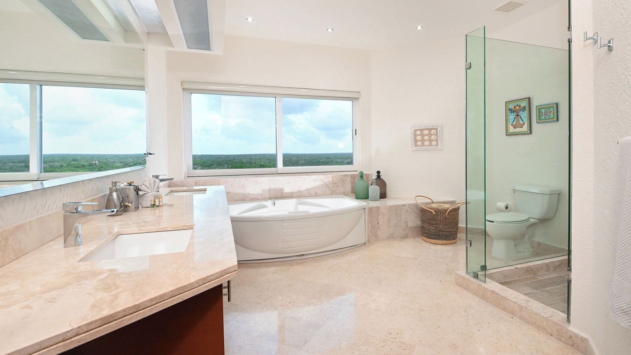 Photo of Bathroom in Zona Hotelera Norte