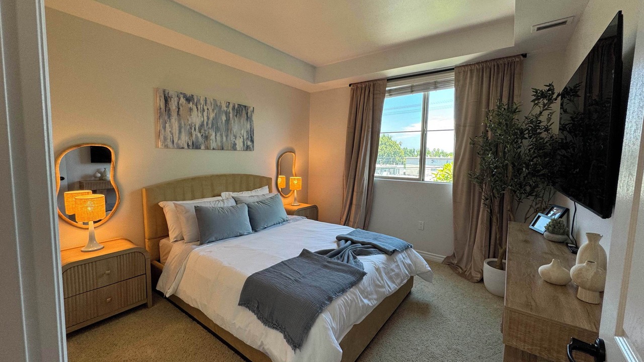Photo of Bedroom in Sherman Oaks