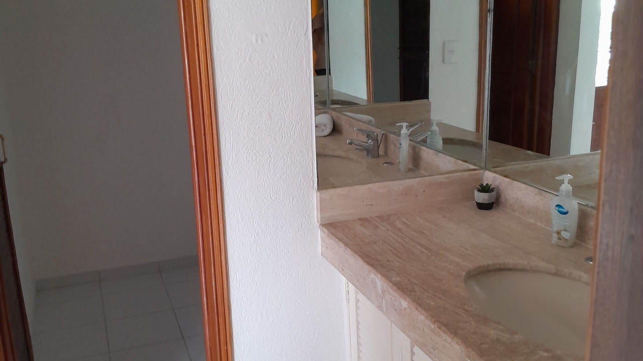 Photo of Bathroom in Zona Hotelera