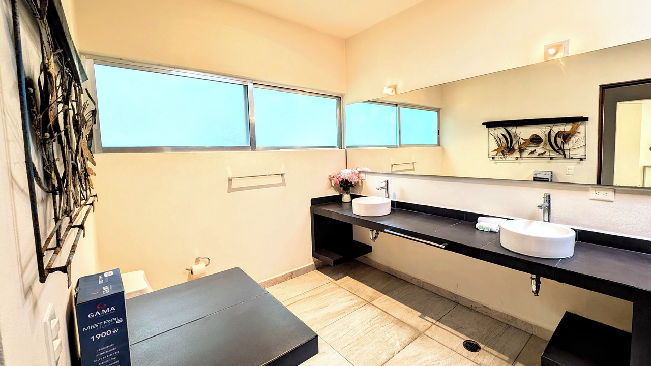 Photo of Bathroom in Playacar Fase I