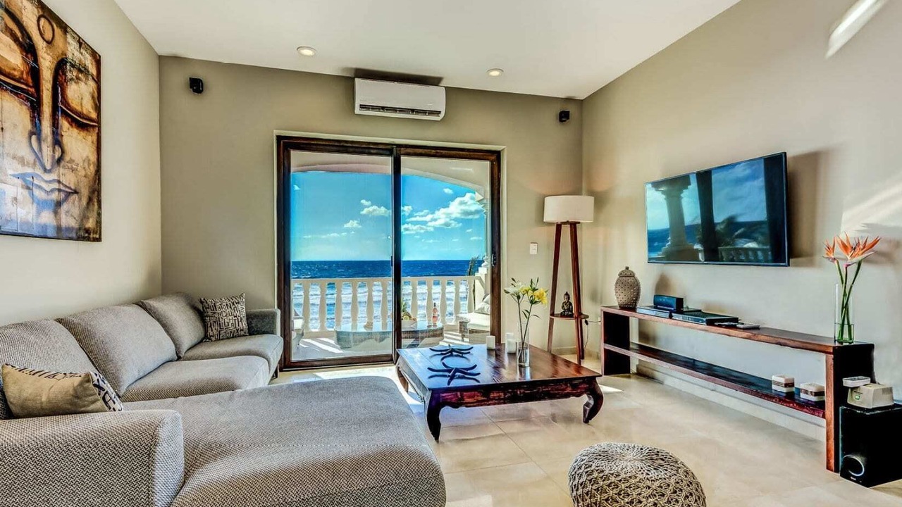 Photo of Livingroom in Soliman Bay