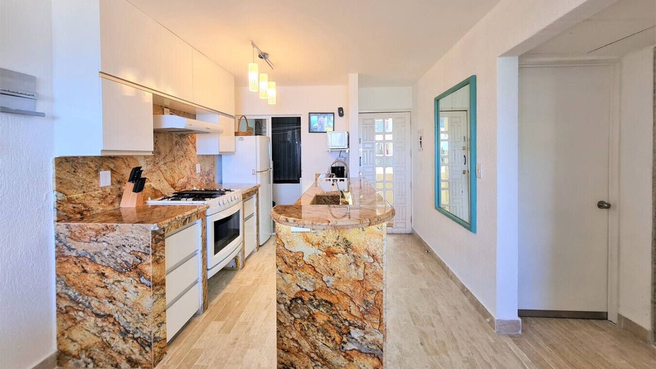 Photo of Kitchen in Zona Hotelera