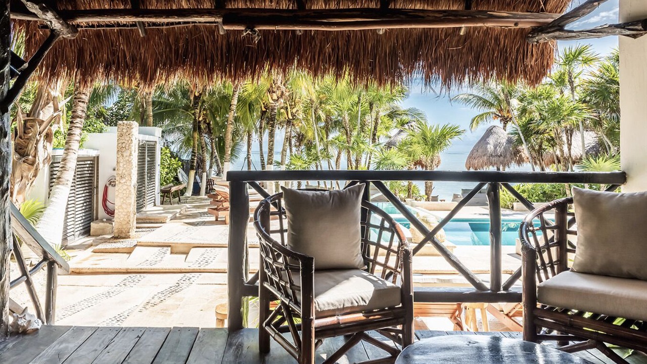 Photo of Patio Balcony in Soliman Bay