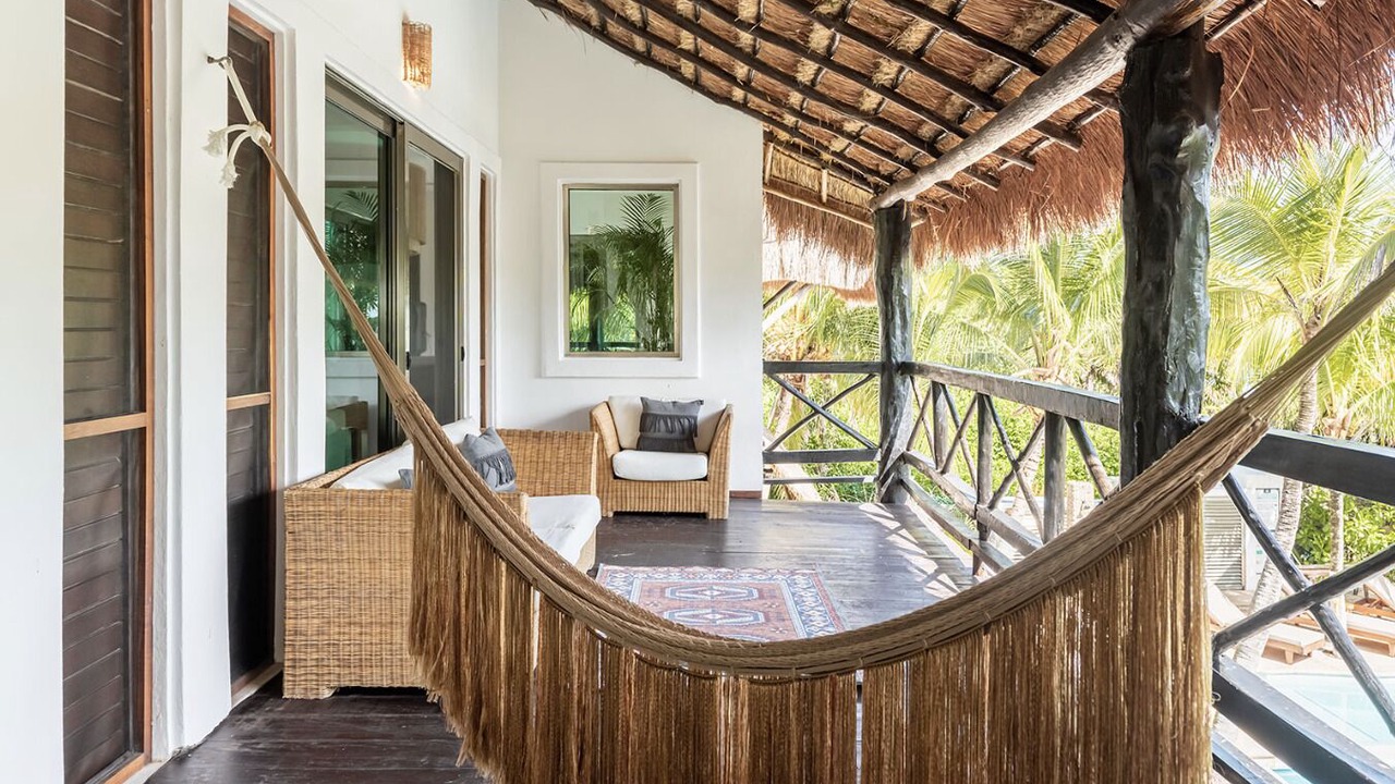 Photo of Patio Balcony in Soliman Bay