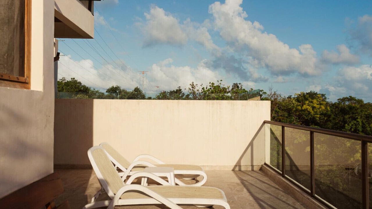 Photo of Patio Balcony in Soliman Bay
