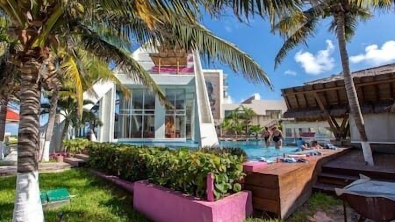 Photo of Outdoor in Centro - Supmza 001
