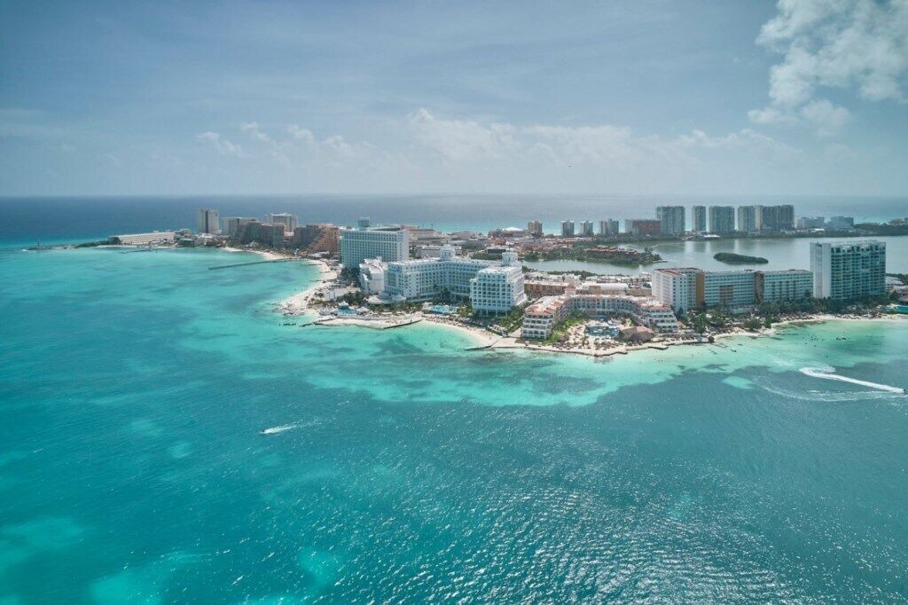 Photo of Others in Punta Cancun