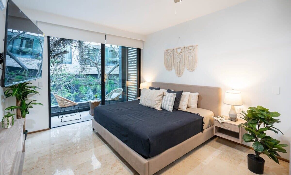 Photo of Bedroom in Downtown