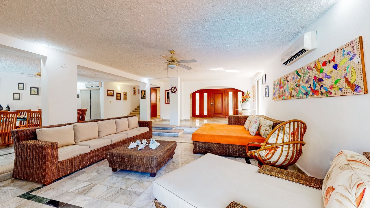 Photo of Livingroom in Punta Cancun