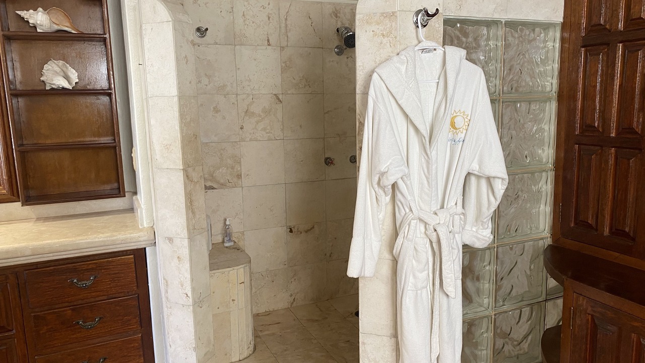 Photo of Bathroom in Puerto Aventuras