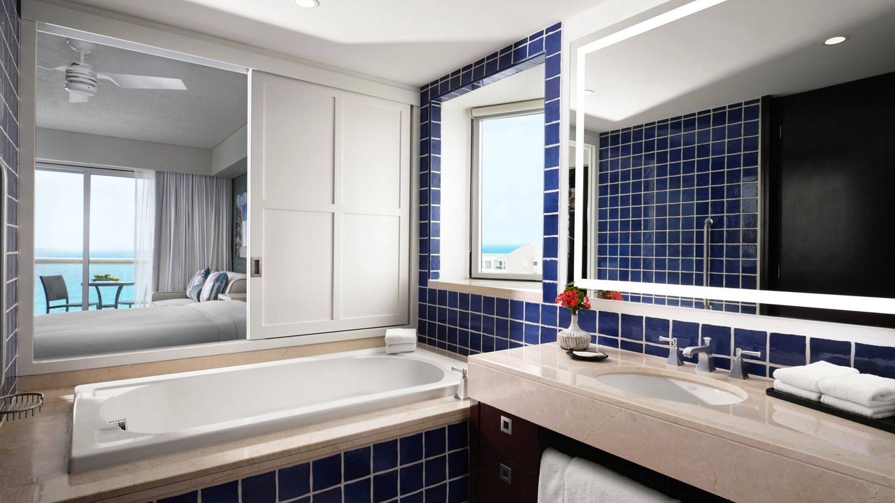 Photo of Bathroom in Zona Hotelera