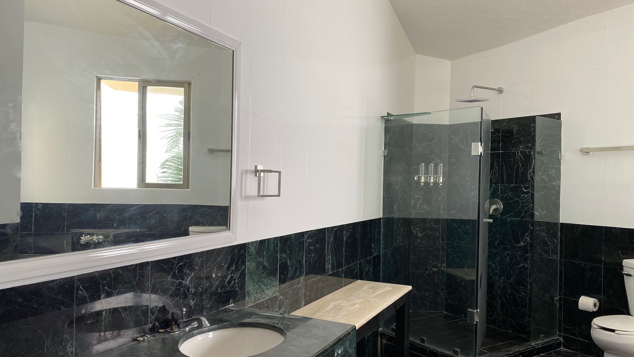 Photo of Bathroom in Playa del Carmen