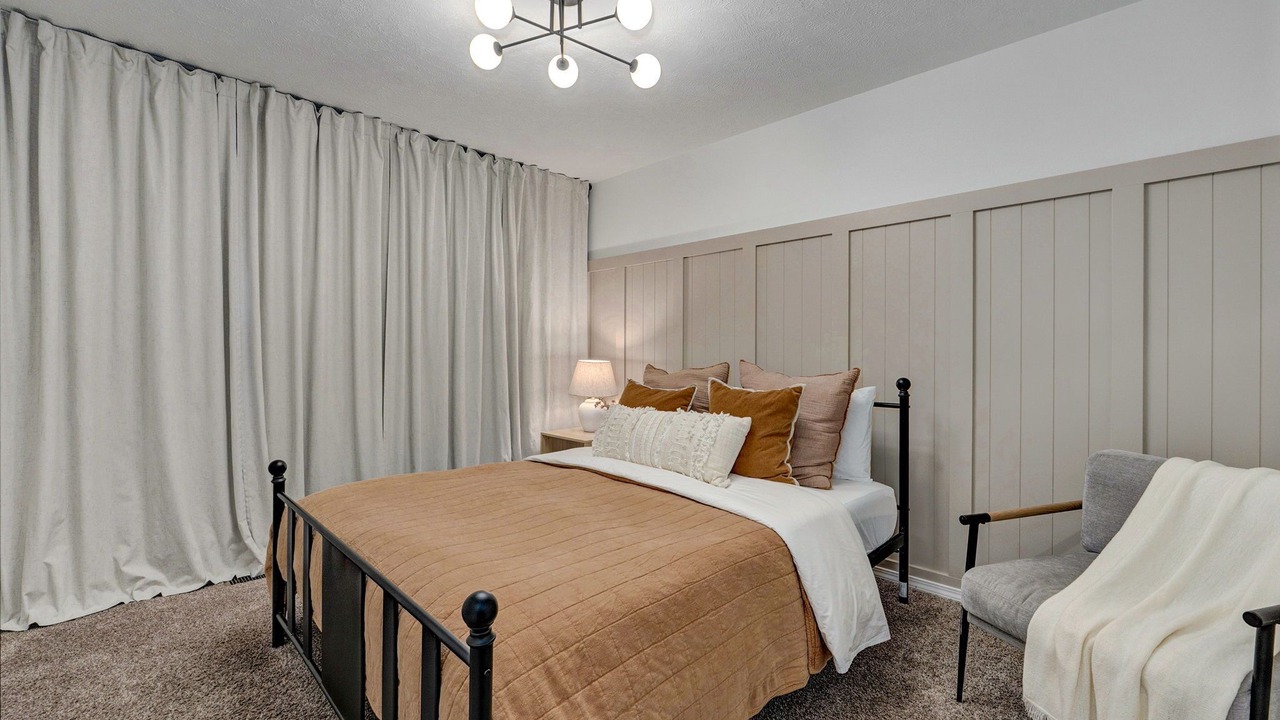 Photo of Bedroom in Brookline Station