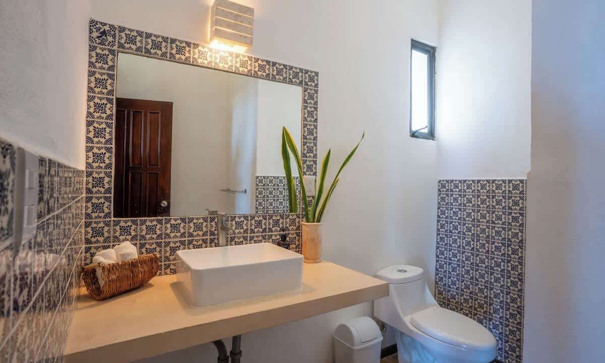 Photo of Bathroom in Zona Hotelera