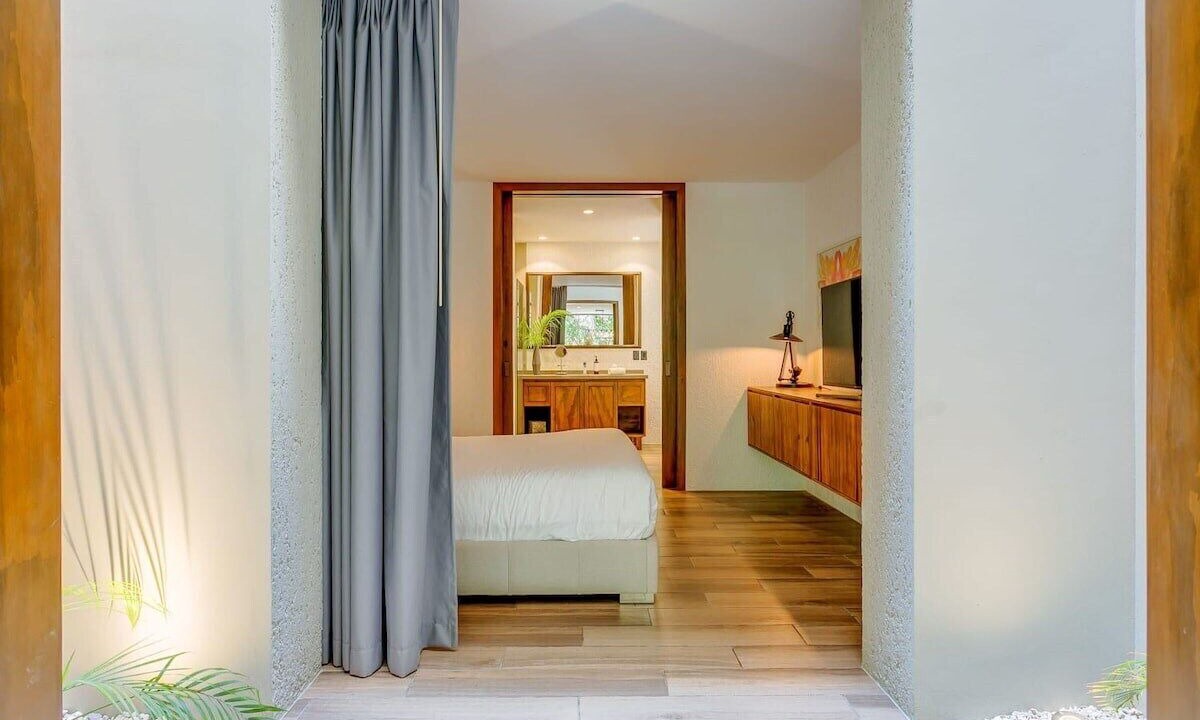Photo of Bathroom in Zama