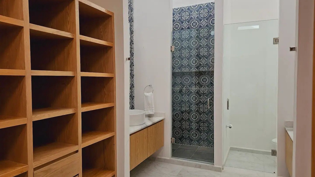 Photo of Bathroom in Xetna