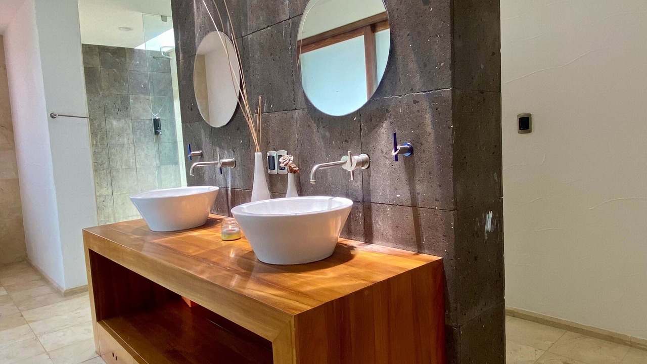 Photo of Bathroom in Zona Hotelera