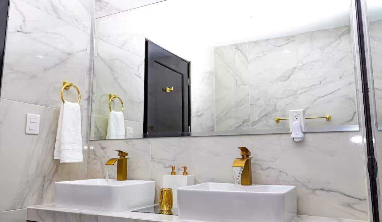 Photo of Bathroom in Colonia Meteorologico