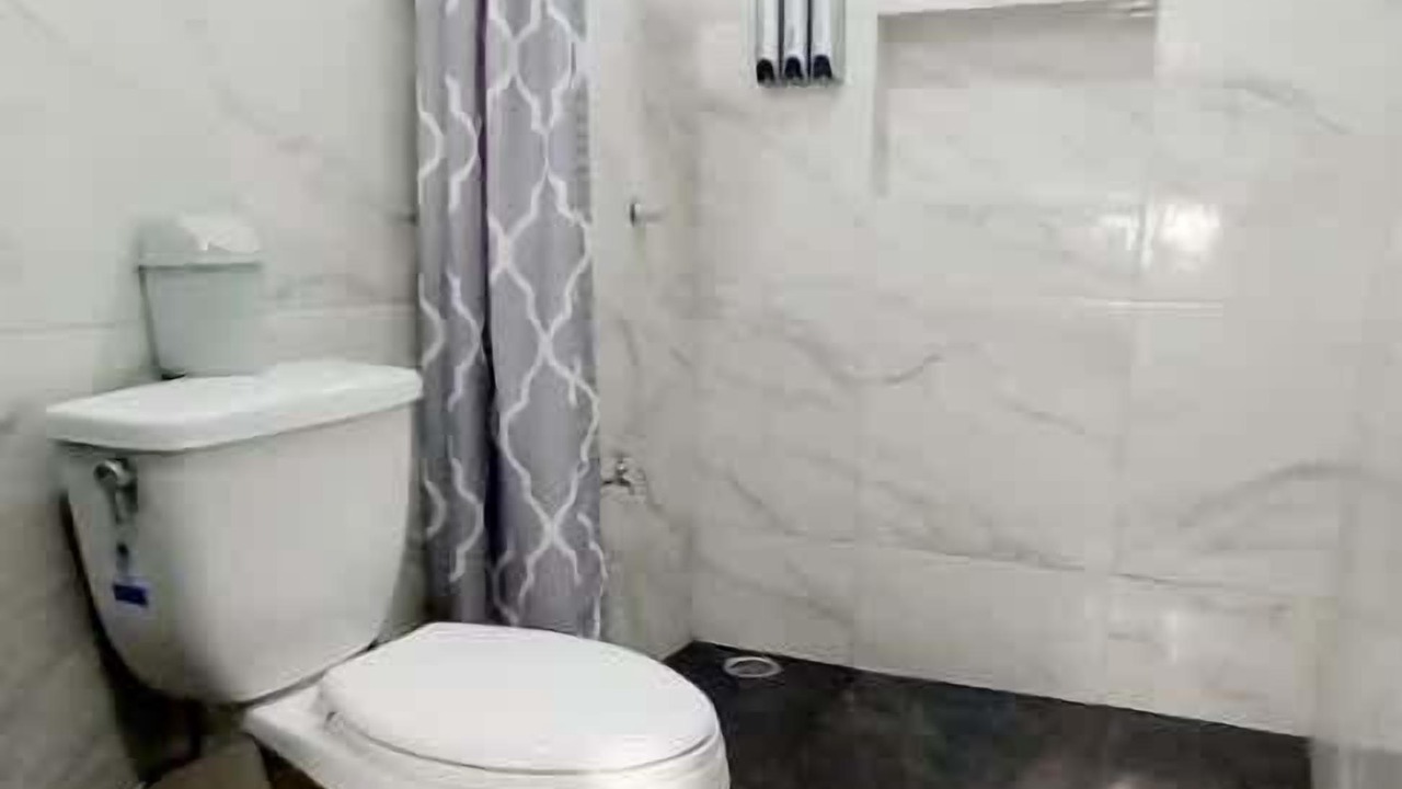 Photo of Bathroom in Salinas