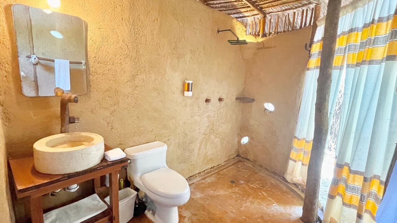 Photo of Bathroom in Chemuyil