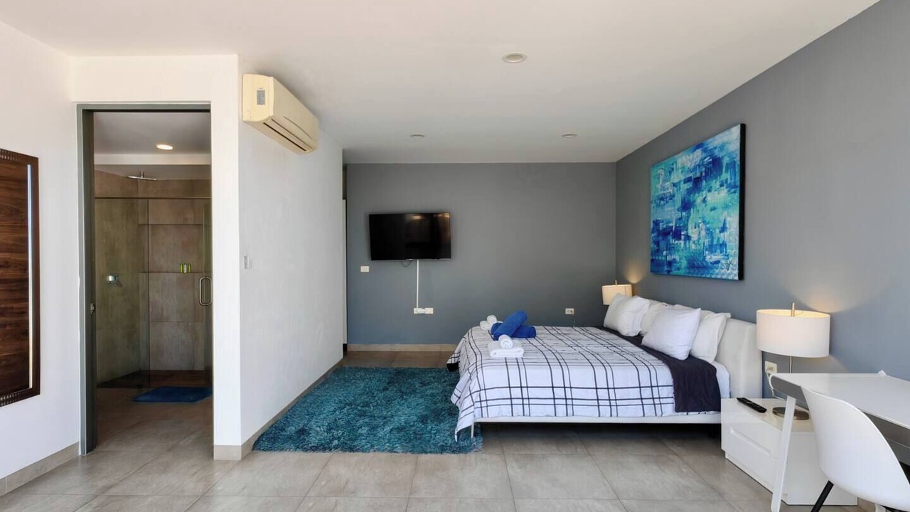 Photo of Bedroom in 12th Street