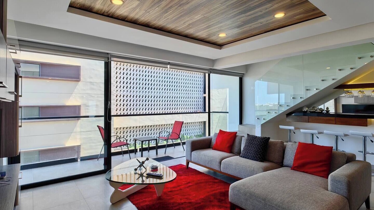 Photo of Livingroom in 12th Street
