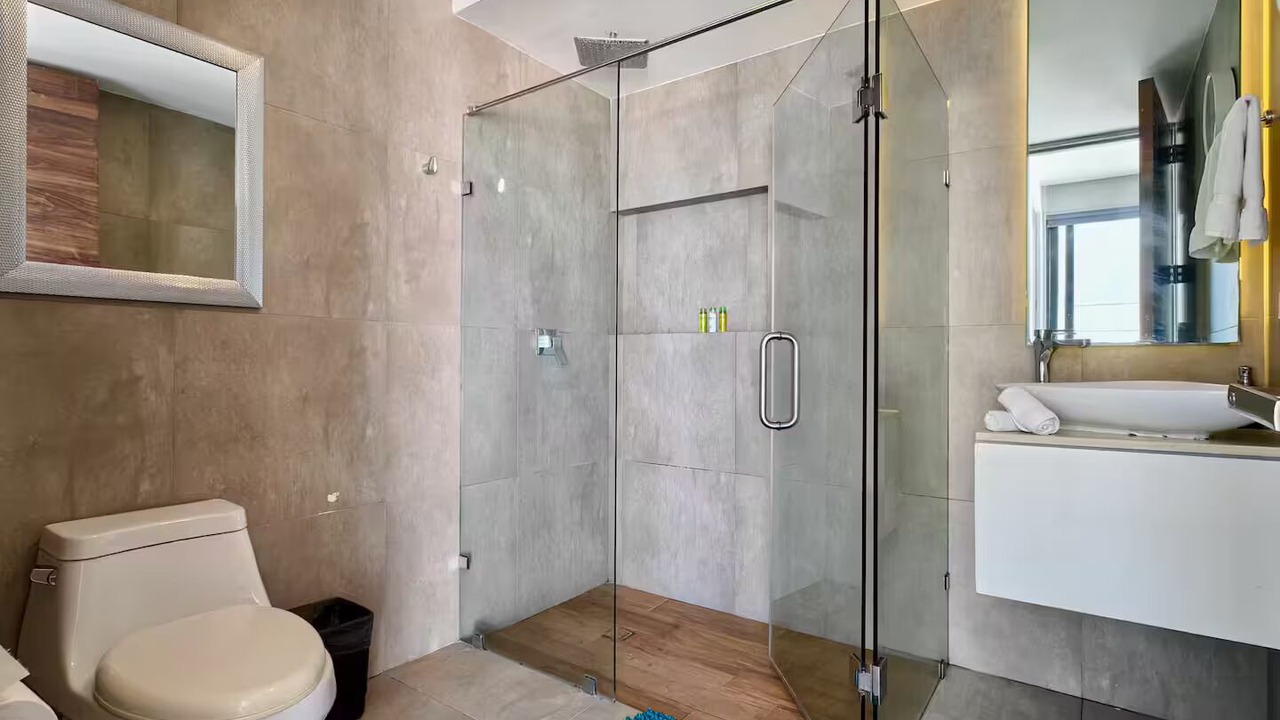 Photo of Bathroom in 12th Street