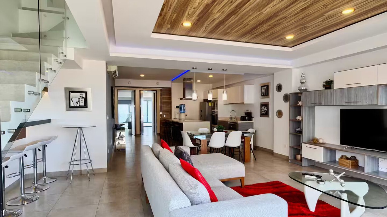 Photo of Livingroom in 12th Street