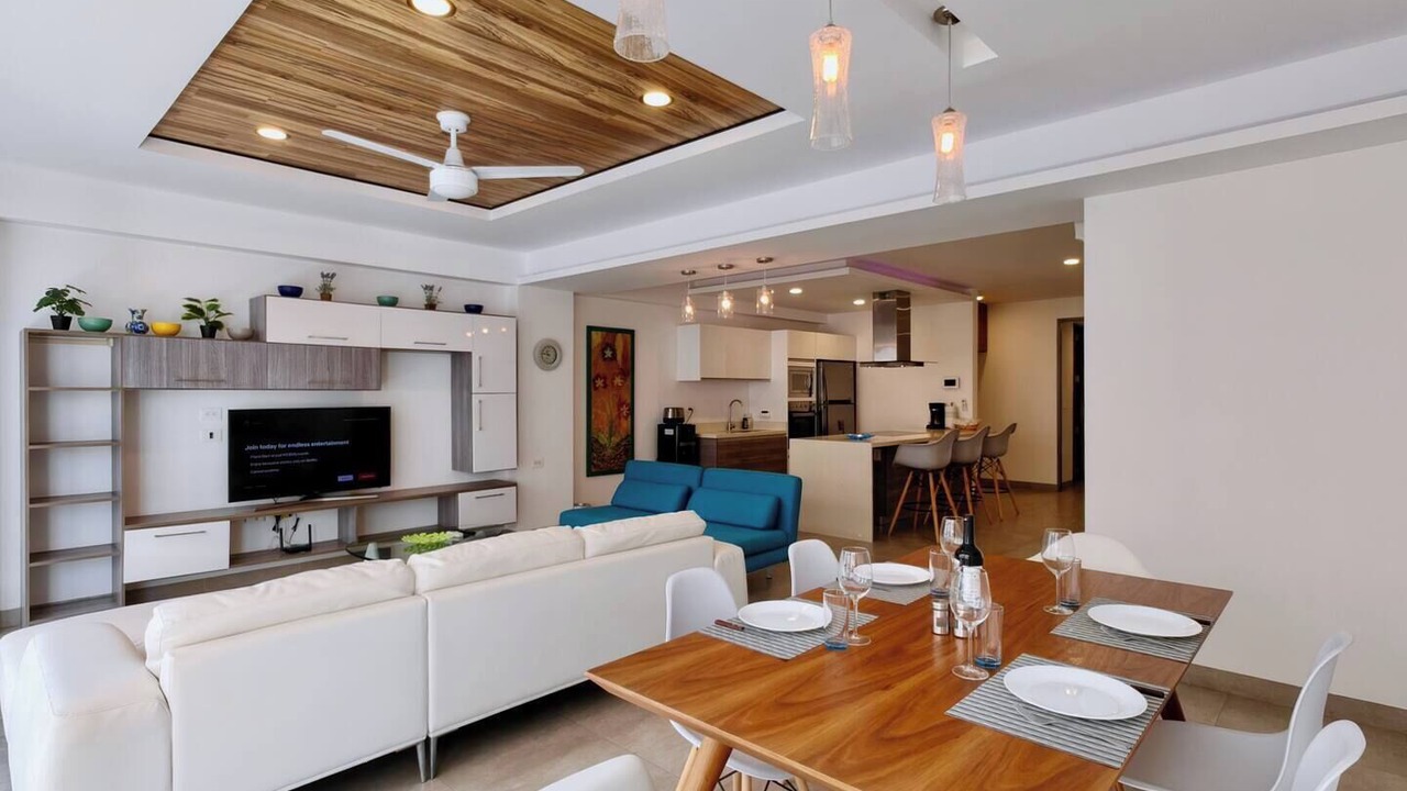 Photo of Livingroom in 12th Street